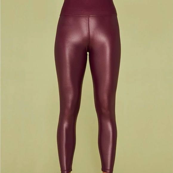 Carbon 38 High Rise Legging in Takara Shine (full length) - Picture 3 of 6